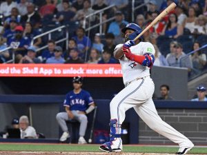 Azulejos-recibe-buenas-noticias-sobre-Vladimir-Guerrero.jpg