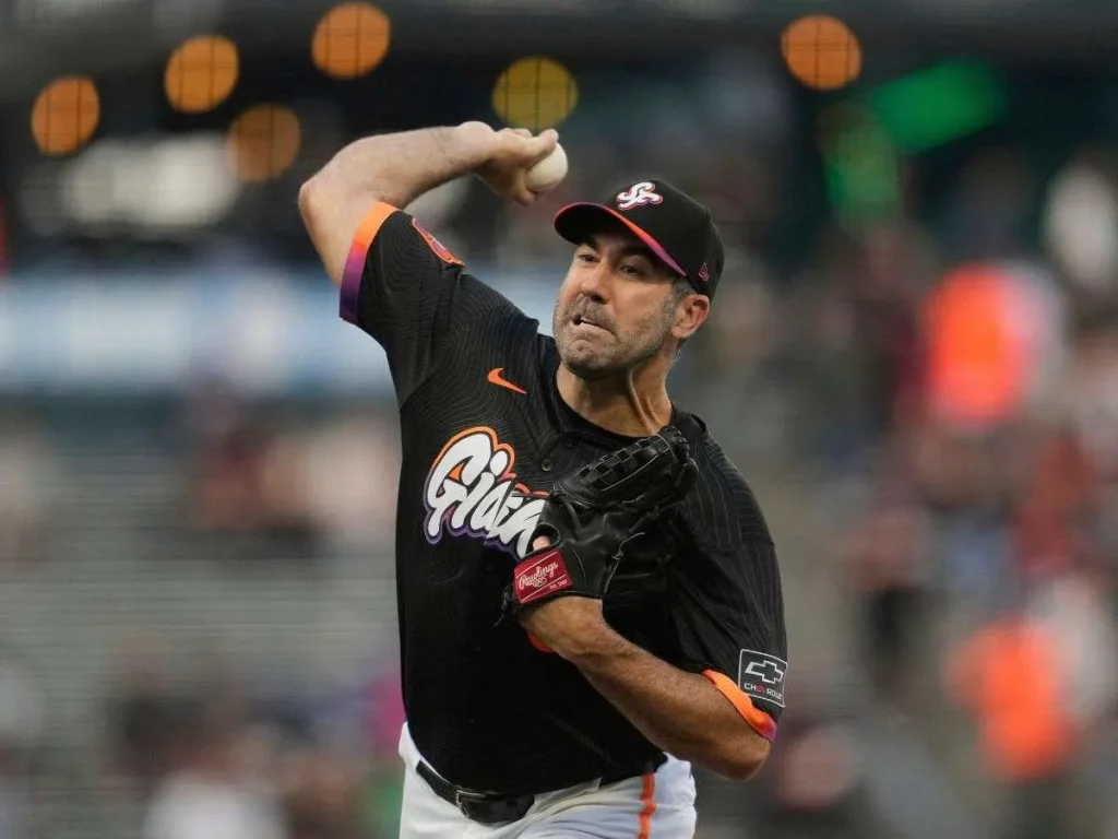 Justin-Verlander-supera-a-Walter-Johnson-en-ponches.jpg
