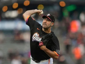 Justin-Verlander-supera-a-Walter-Johnson-en-ponches.jpg