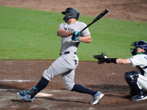 Los-Yankees-vuelven-a-vencer-en-juego-casi-perfecto.png