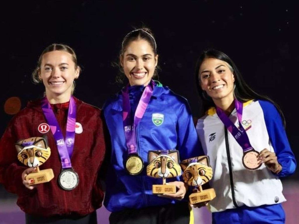 Maria-Rojas-y-Carlos-Cordoba-sumaron-medallas-en-el-atletismo.jpg