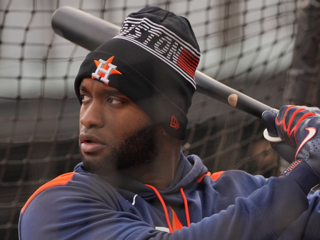 Yordan-Alvarez-podria-ser-activado-a-la-brevedad-por-Astros.png