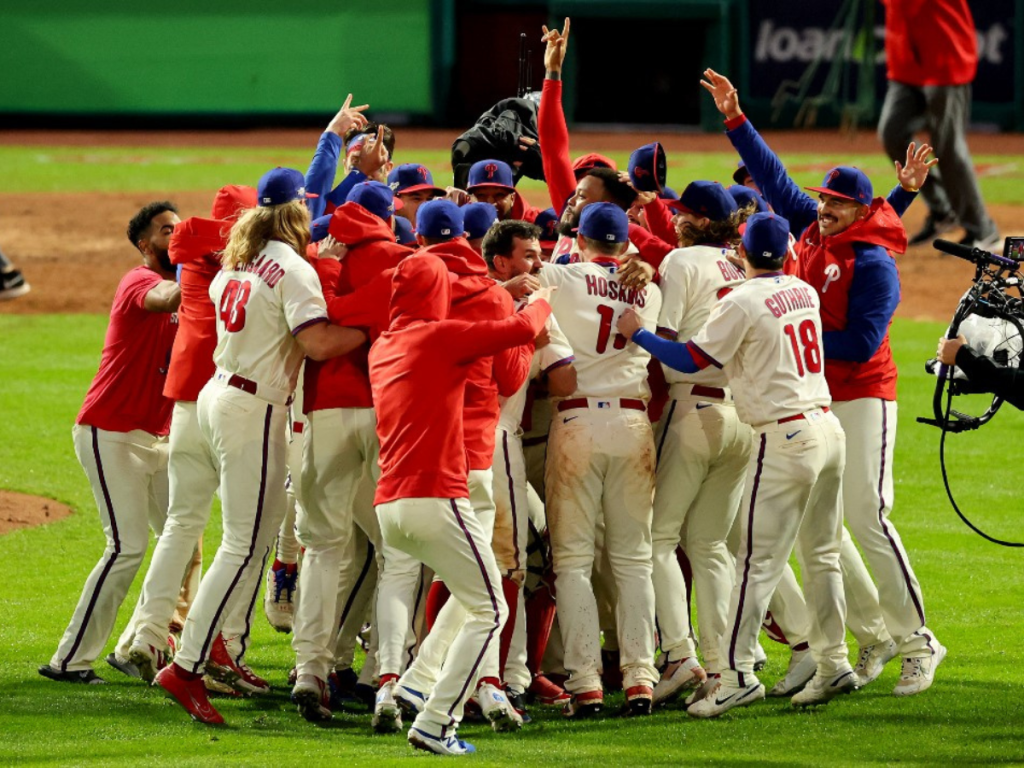Los-Filis-son-los-nuevos-favoritos-para-ganar-la-Serie.png