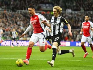 William-Saliba-extiende-su-contrato-con-Arsenal.jpg