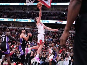 Los-Bulls-suman-su-cuarto-triunfo-al-hilo.jpg