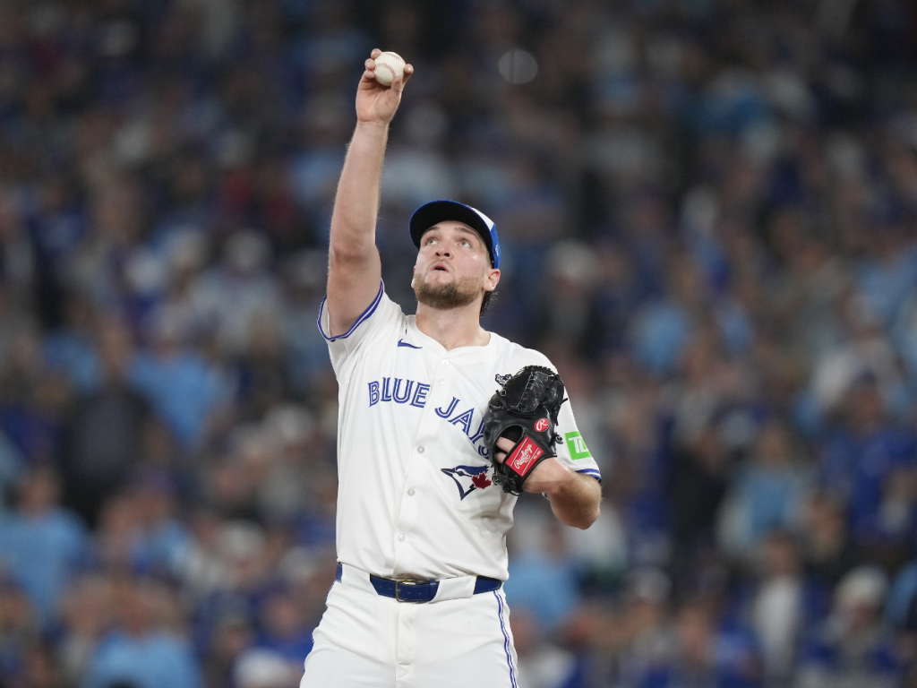 Toronto-anuncio-a-Yesavage-para-el-juego-cinco.png