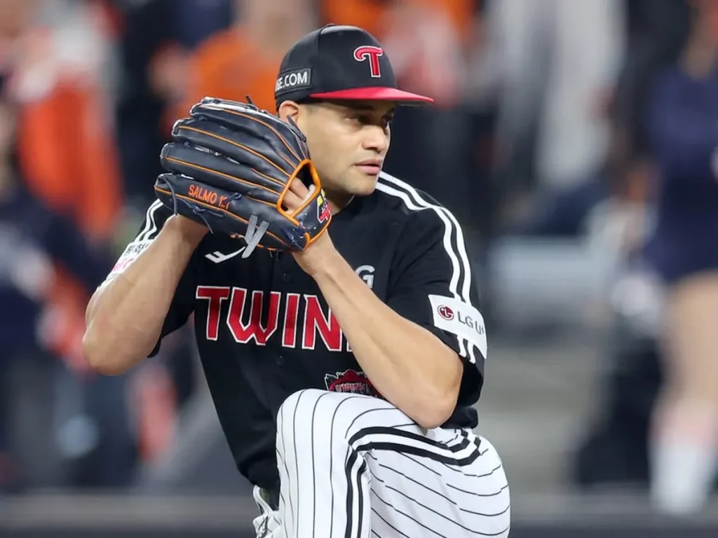 Yonny-Chirinos-sin-decision-en-el-cuarto-de-la-Serie.png