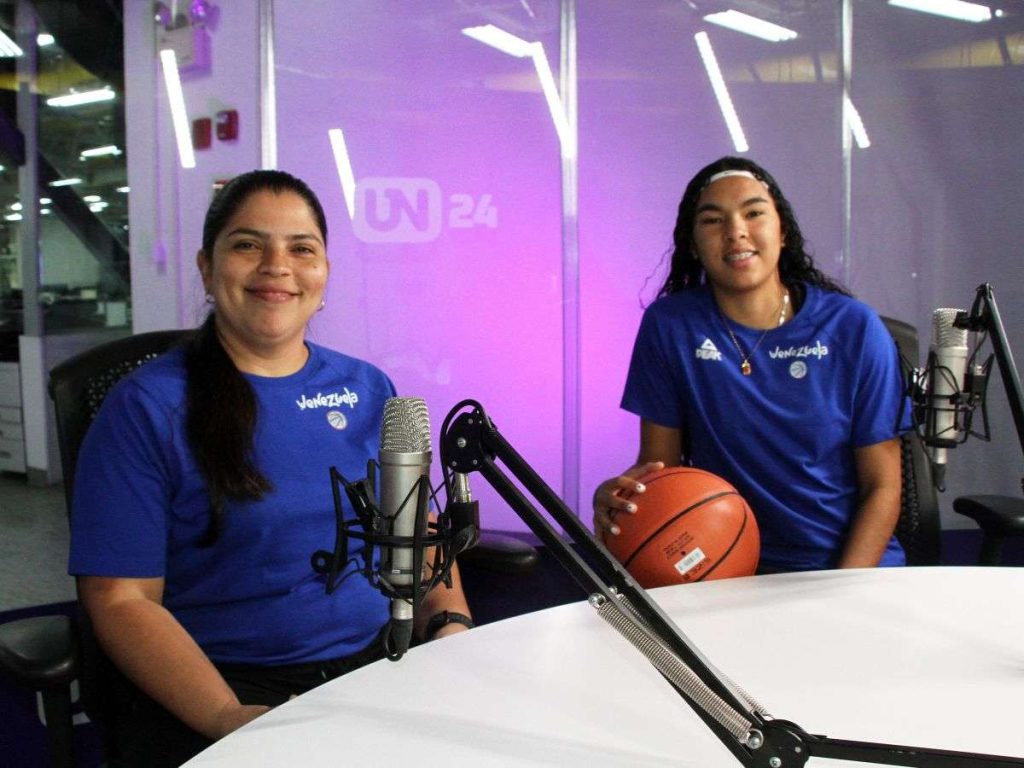 Baloncesto-femenino-sub-17-celebra-pero-va-por-mas.jpg