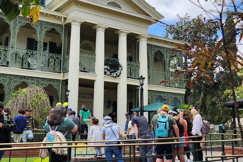 Cinco-muertes-han-ocurrido-en-Disney-World-en-el-ultimo.jpeg