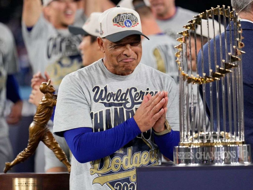 Dave-Roberts-elogia-a-Miguel-Rojas.jpg