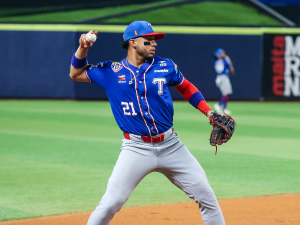 Encuesta-al-MVP-Maximo-Acosta-pica-adelante.png
