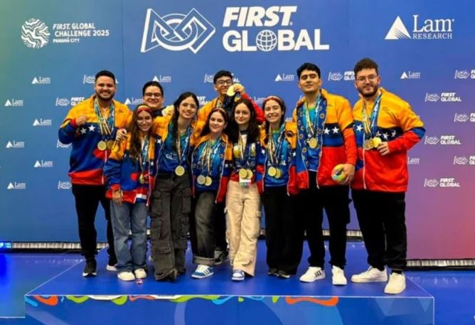Equipo-de-robotica-repitio-laureles-Venezuela-gano-Bicampeonato-Mundial-en.jpg