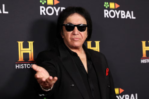 Gene-Simmons-revelo-su-rutina-para-mantenerse-en-forma-a.png