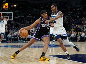 Isaac-Jones-se-suma-a-la-plantilla-de-Los-Pistons.jpg