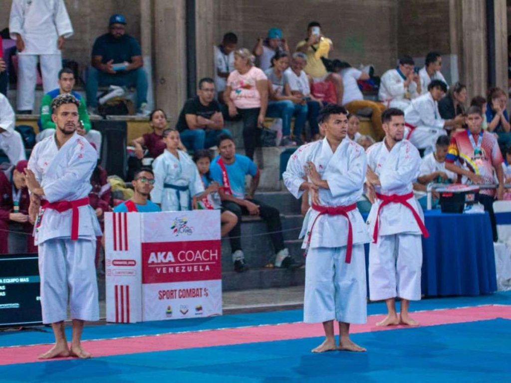 Karate-reafirmara-su-dominio-en-Tokio.jpg