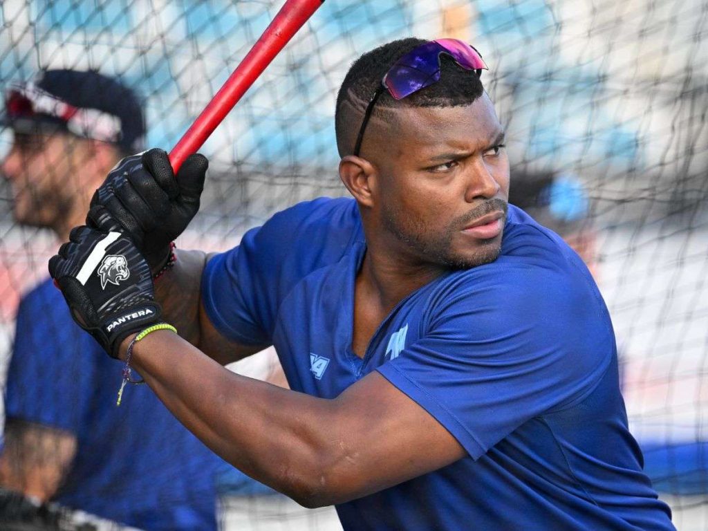 Molina-y-Puig-Un-capitan-y-un-canon-para-Magallanes.jpg