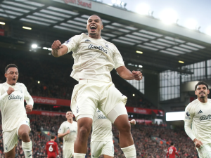 Nottingham-Forest-asesto-otro-golpe-al-Liverpool.png