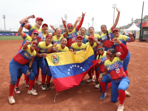 Oro-invicto-de-Venezuela-en-softbol-femenino-de-Juegos-Bolivarianos.png