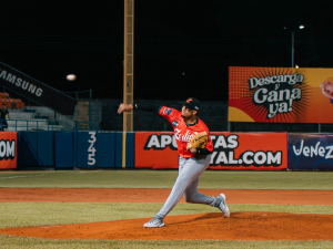Proyeccion-al-Pitcher-del-Ano-Andry-Lara-con-buena-nota.png