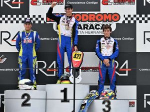 Saltaron-chispas-en-el-asfalto-de-Maracay-con-el-karting.jpg