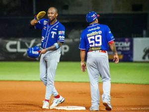 Tiburones-no-perdono-a-los-Tigres.jpg