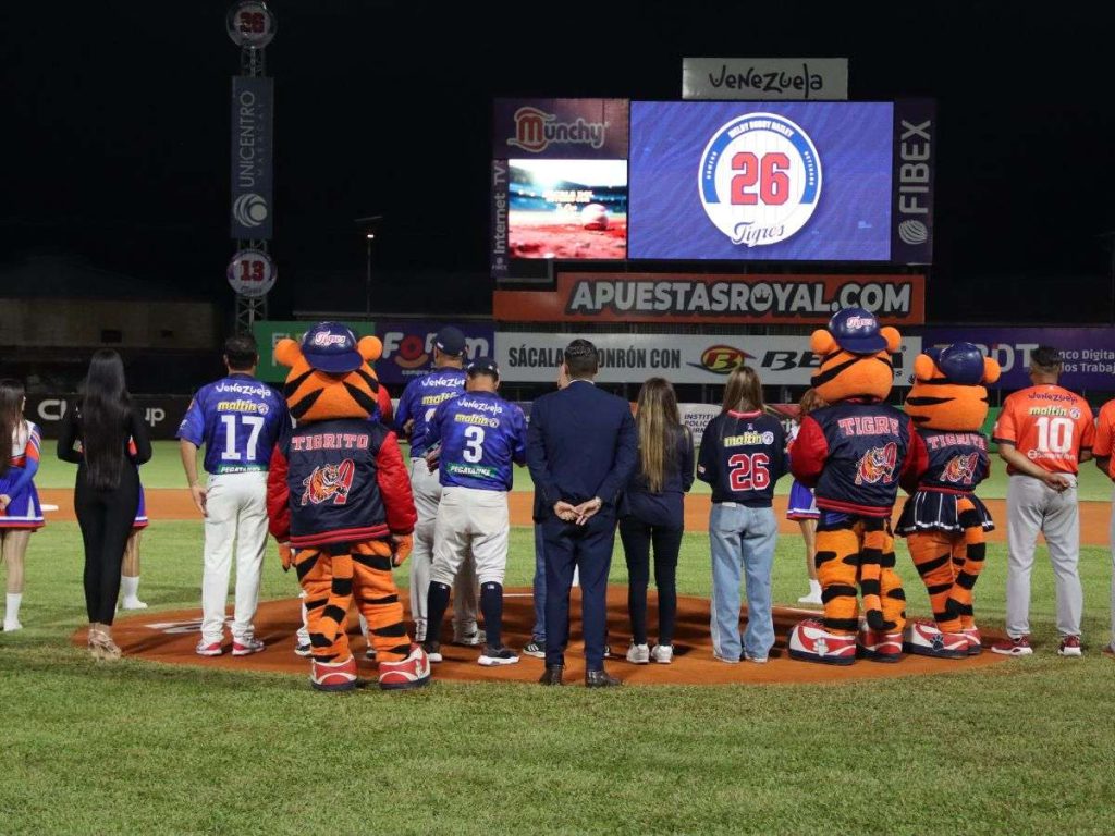 Tigres-homenajeo-con-un-triunfo-a-Buddy-Bailey.jpg