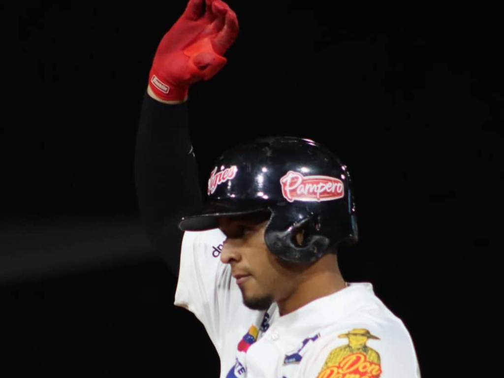 Tigres-se-impuso-a-La-tribu-con-sencillo-de-Alberth.png