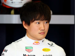 Yuki-Tsunoda-espera-por-una-decision-clave-en-su-carrera.png