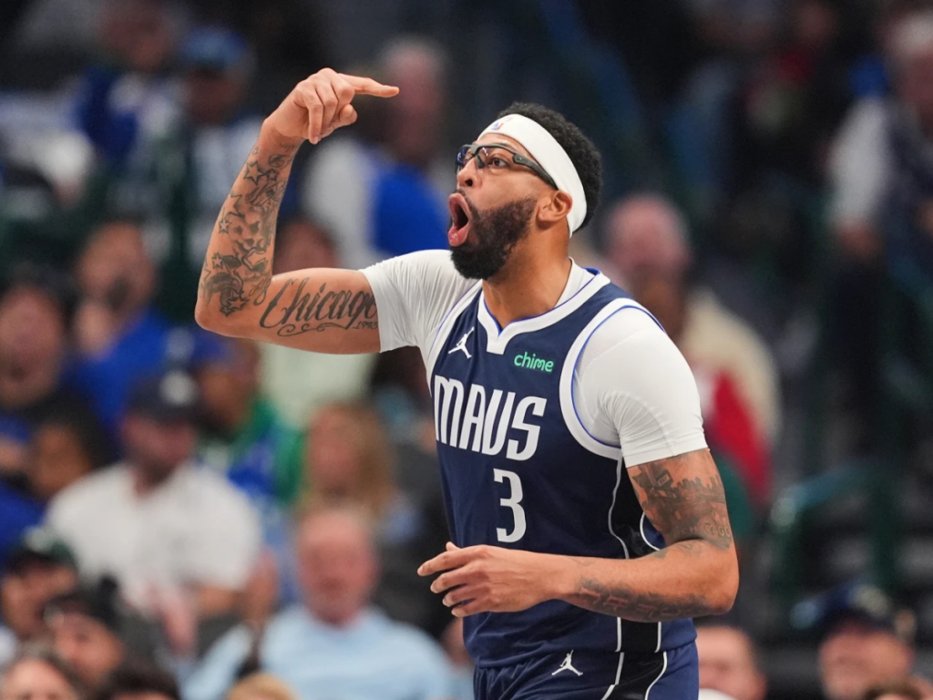 Anthony-Davis-comando-la-victoria-de-los-Mavericks.png