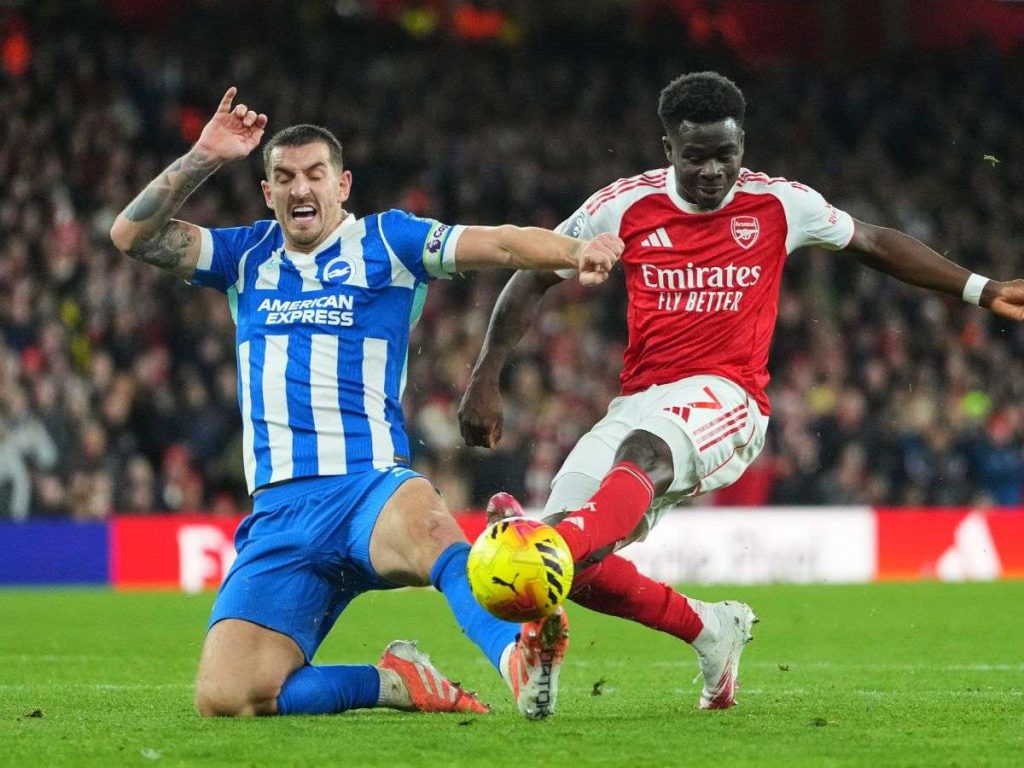 Arsenal-mantiene-la-cima-de-la-Premier-League.jpg