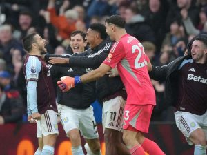 Aston-Villa-sorprendio-al-Arsenal.jpg