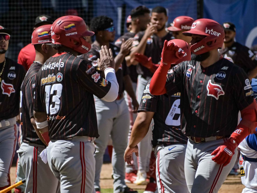 Cardenales-derrota-a-Tiburones-y-clasifica-al-Round-Robin.png