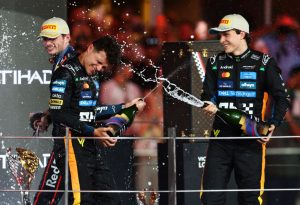 F1-Norris-es-el-nuevo-campeon-del-mundo-aunque-Verstappen.jpg