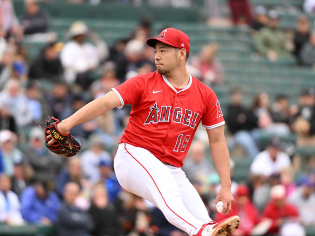 Japon-anade-dos-pitchers-MLB-a-su-roster-del-CMB.png