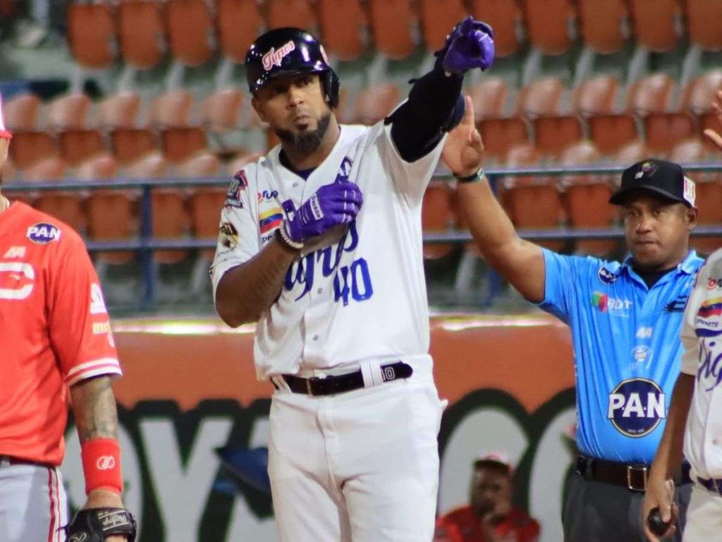 Jose-Cafecito-Martinez-anuncia-su-retiro-del-beisbol.jpg