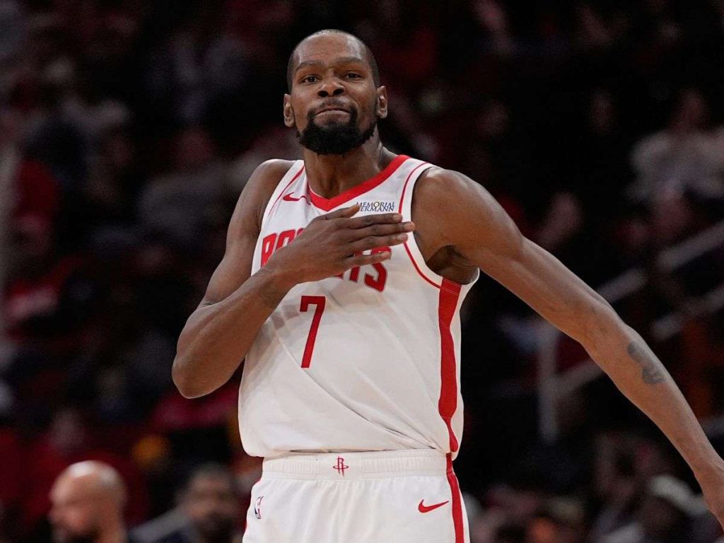 Kevin-Durant-llega-a-los-31000-puntos-en-su-carrera.jpg