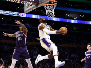 Lakers-salen-de-racha-negativa-con-contundencia-ante-Kings.png