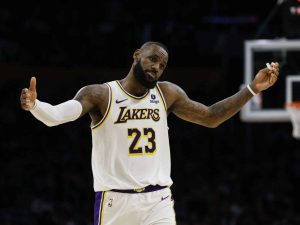 LeBron-James-en-duda-ante-Celtics-por-una-nueva-lesion.jpg