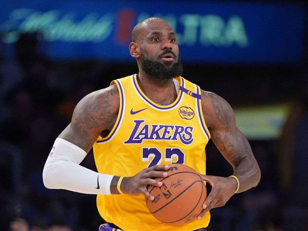 LeBron-James-pone-fin-a-su-racha-historica-de-puntos.jpg