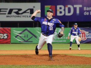 Nick-Struck-lidero-la-victoria-de-Tigres-para-dividir-en.jpg