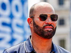 Pujols-tendra-un-cargo-dentro-de-las-Estrellas-Orientales.png