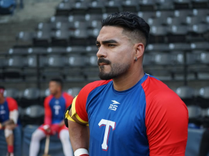 Querecuto-se-metio-en-la-historia-de-los-Tiburones.png