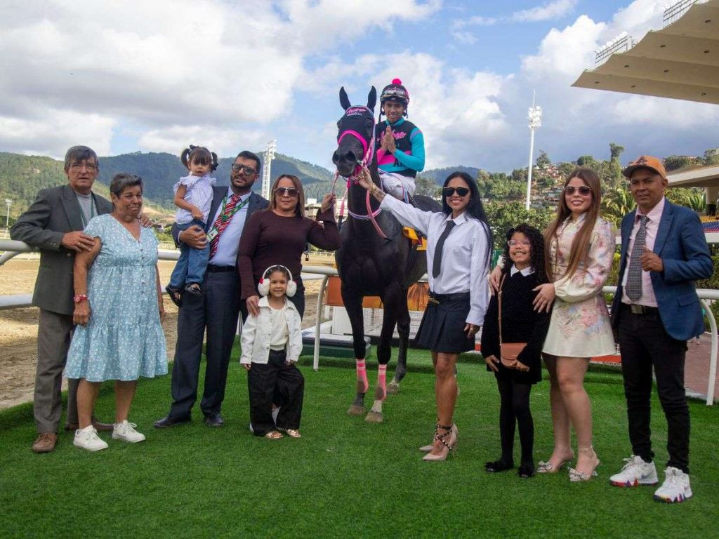 Raphaella-gano-en-final-de-foto-la-mejor-carrera.jpg