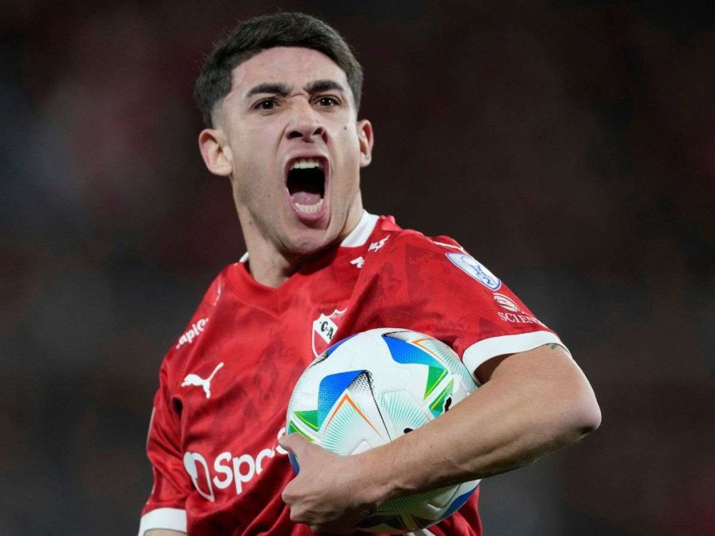 Santiago-Montiel-gana-el-Premio-Puskas.jpg