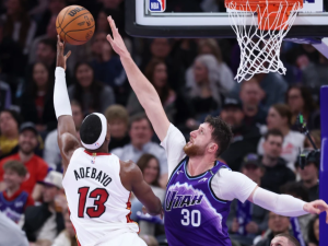 Adebayo-brillo-en-victoria-del-Heat-frente-al-Jazz.png