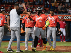Aguilas-remonto-y-derroto-a-Cardenales-en-Barquisimeto.png