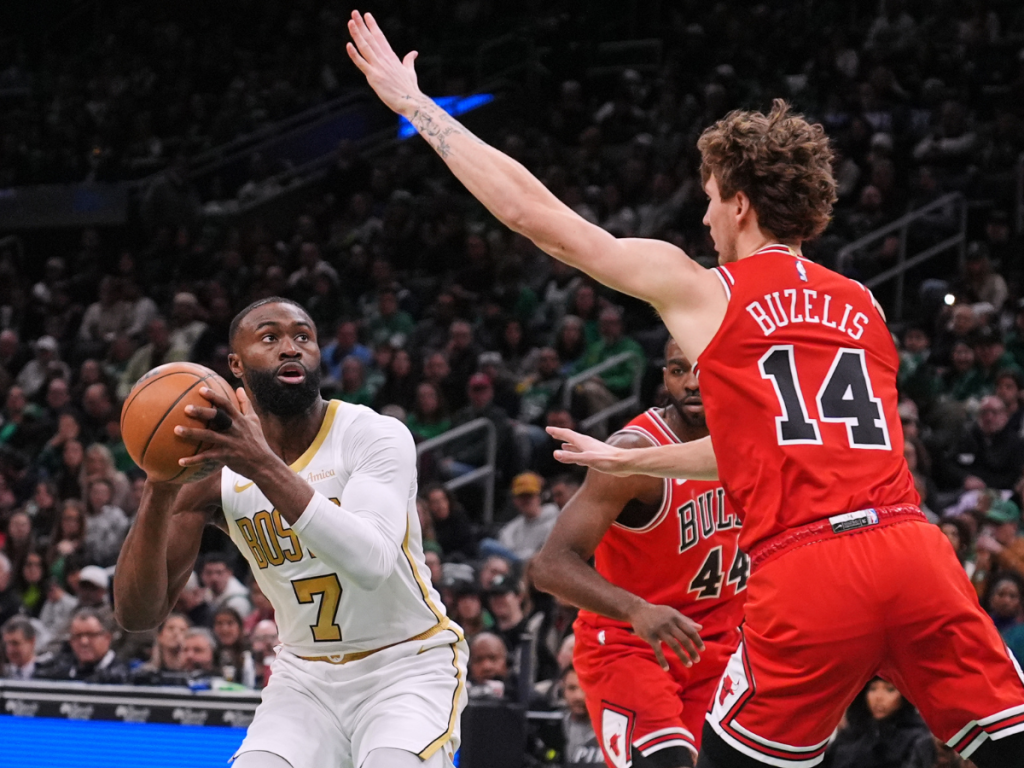 Anfernee-Simons-demuestra-calidad-con-los-Celtics.png