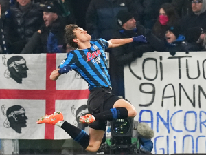 Atalanta-vence-y-le-complica-las-cosas-a-la-Roma.png