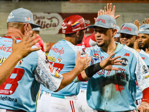 Cardenales-arribo-a-historica-cifra-de-victorias-en-playoffs.png