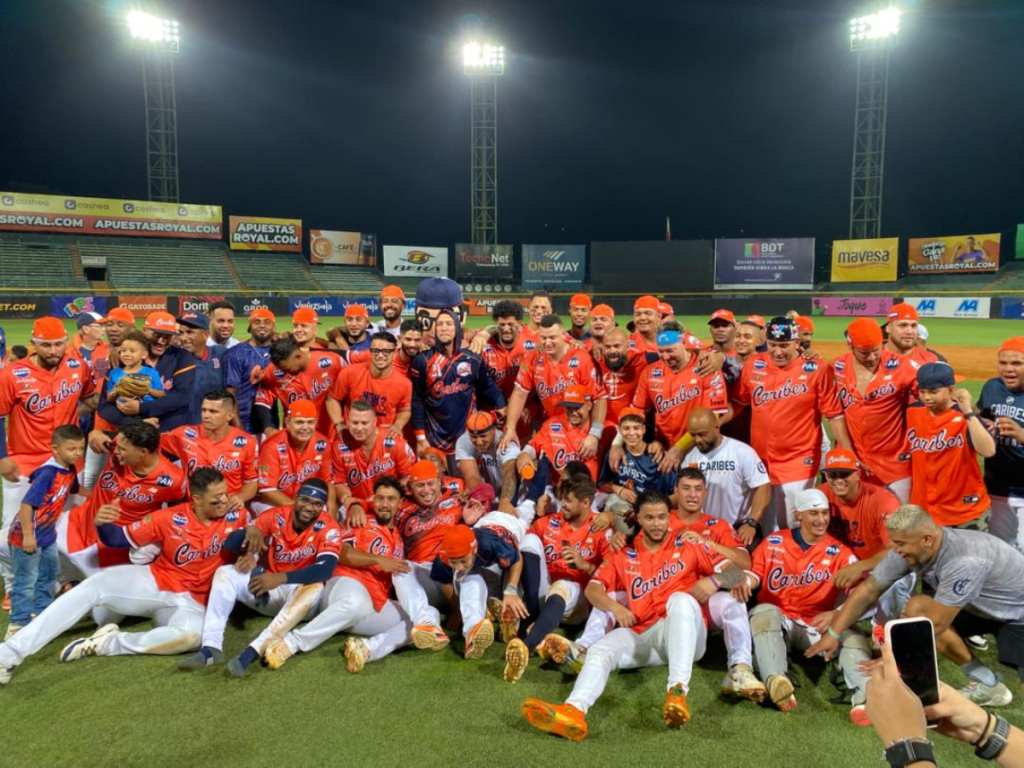 Caribes-de-impone-y-se-mete-en-la-final.png